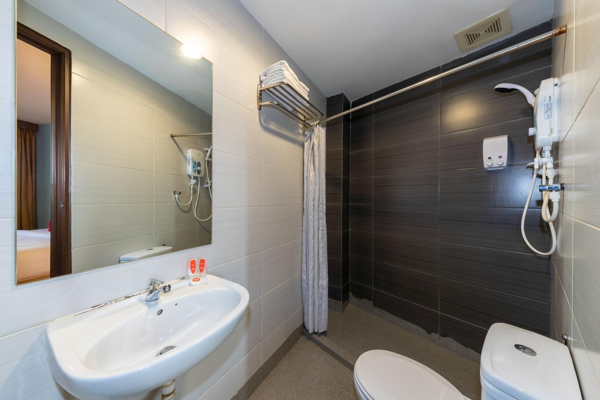 Oyo 430 Oak Valley Boutique Hotel Johor Bahru Eksteriør billede